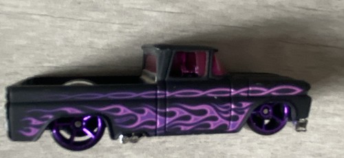 Hot wheels chevrolet impala - hot,