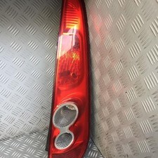 Feu arriere principal droit (feux) FORD FIESTA MKIV 4 phase 2 1437625