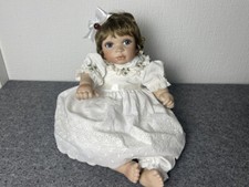 Poupée d'artiste poupée en porcelaine 40 cm. Excellent état