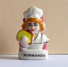 Fève pub La Fournée Dorée - 2002 - Coiffes de nos Régions : La Normandie