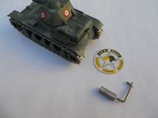 VEHICULE MILITAIRE SOLIDO