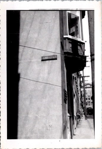 Vtg photo view rue - vtg, of