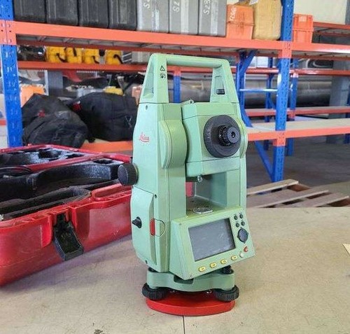 Leica 407 total - total, station