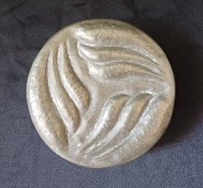 boite ronde poudrier métal