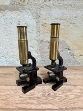 Paire de Microscopes Scolaires