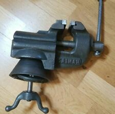 Etau précision parallèle professionnel d'établi CAIMAN made in France gris