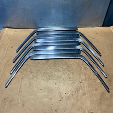 Jeu de 4 garnitures chromées pour pare-chocs avant Mercedes-Benz W124...