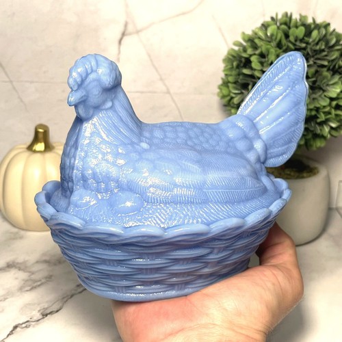 Hen nest chicken periwinkle - chicken,