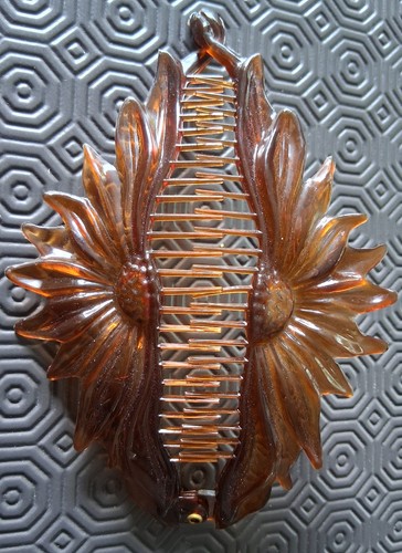 Ancien grand peigne - , cheveux