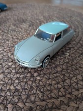 Voiture Miniature Citroën Ds Vitesse No Dinky Toys