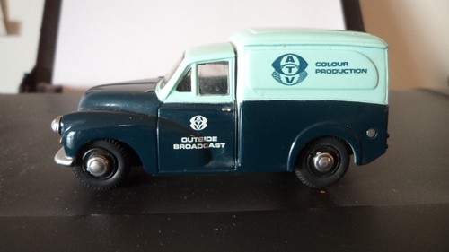 Miniature morris minor - minor, van