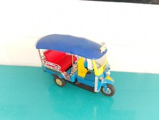 2708232 véhicule jerry's souvenir Tuk tuk Bangkok (Thaïlande) Taxi