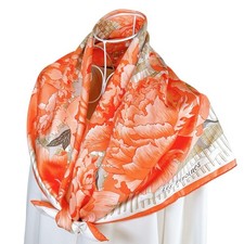 Foulard vintage en soie Hermes