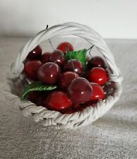  -Petit  Panier De cerises