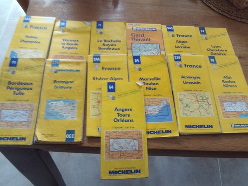 Lot cartes routieres - 13,