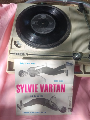 Sylvie vartan baby est - vartan, c'est