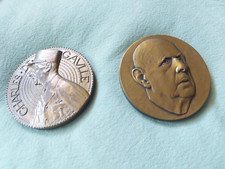 2 Médailles en bronze