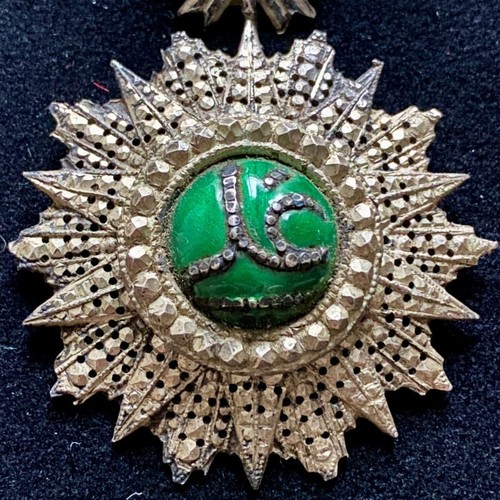 Médaille chevalier nichan - du,