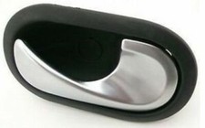 Poignée de porte avant droite Renault Clio 3