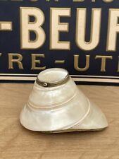 Ancien Encrier en nacre réalisé dans un coquillage - collection.