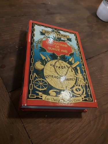 Hachette les intégrales - , jules