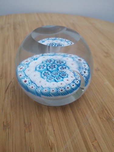 Belle boule presse - , papier