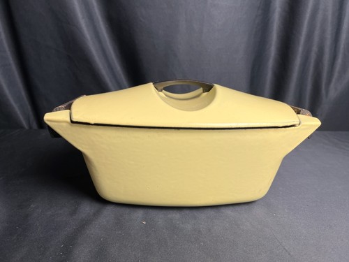 Vintage cocotte creuset - le, la