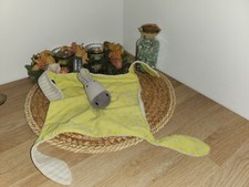 DOUDOU PLAT ANE ORCHESTRA PREMAMAN, cheval gris vert jaune étoile, RAYURES,   B5