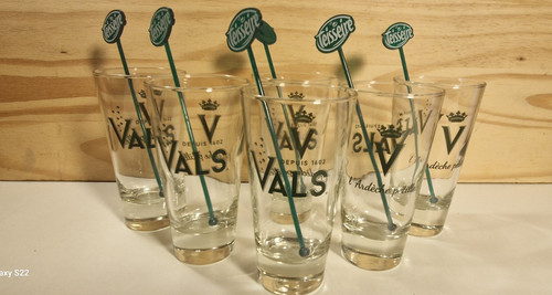 Verres vals 6 - +, touilleurs
