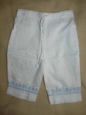 Pantalon d'été 100% coton blanc brodé bleu bébé fille 12 mois TEX comme neuf