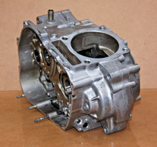 JEU CARTERS MOTEUR 11100MAK650