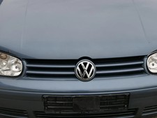 Calandre VW Golf 4 avec logo