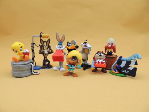 Kinder surprise looney tunes - surprise,
