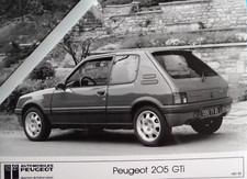 Photo PEUGEOT 205 GTI modèle 90 . P120