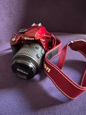 [ÉTAT PROCHE DU NEUF] Nikon D3300 24,2MP 18-55mm VR II ROUGE Du JAPON (N011)