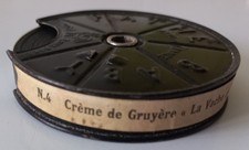 LA VACHE QUI RIT  PATHE BABY FILM  LA CREME de GRUYERE n °4 FILM noir et blanc