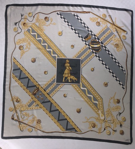 Carré soie hermes - en,