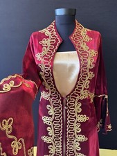 Traditional Red Bindalli