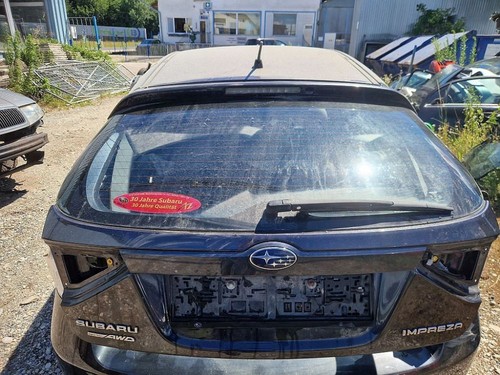 Porte arrière subaru impreza - subaru,