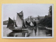 CPA Bretagne DOUARNENEZ BATEAU de PÊCHE dans le PORT Thonier Barques Pêche