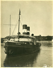 Egypte, Bateau "Titan" sur le Canal de Suez  Vintage silver print.  Tirage arg