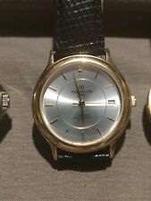 Montre vintage Yves Meillon à remontage mécanique manuel