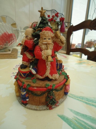Boite musique peres noel de - musique,