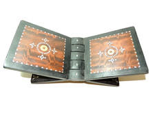 Afrique. Joli porte livre en