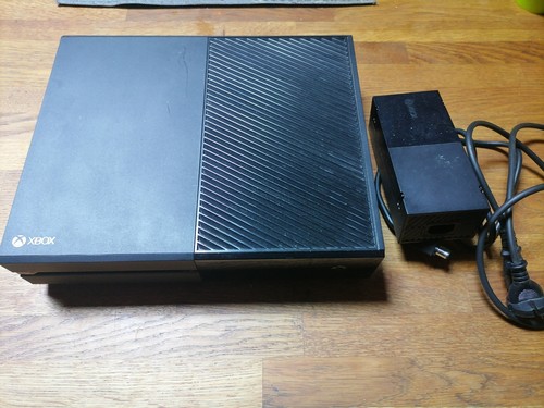 Xbox one console 500g cables - one,