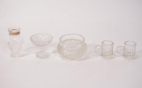 Lot pièces de - de, vaisselle