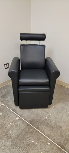 New pedicure chair plumbless - chair,