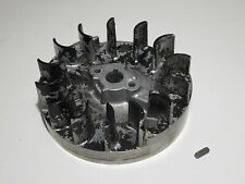 Volant moteur Briggs Stratton 300E 450E 500E 550E série réf 590544 avec clavette