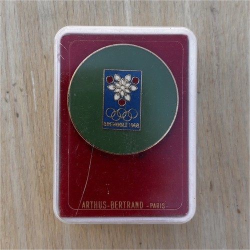 Arthus bertrand pin jeux - arthus-bertrand,