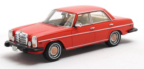 Mercedes 300 w115 - 300, rouge
